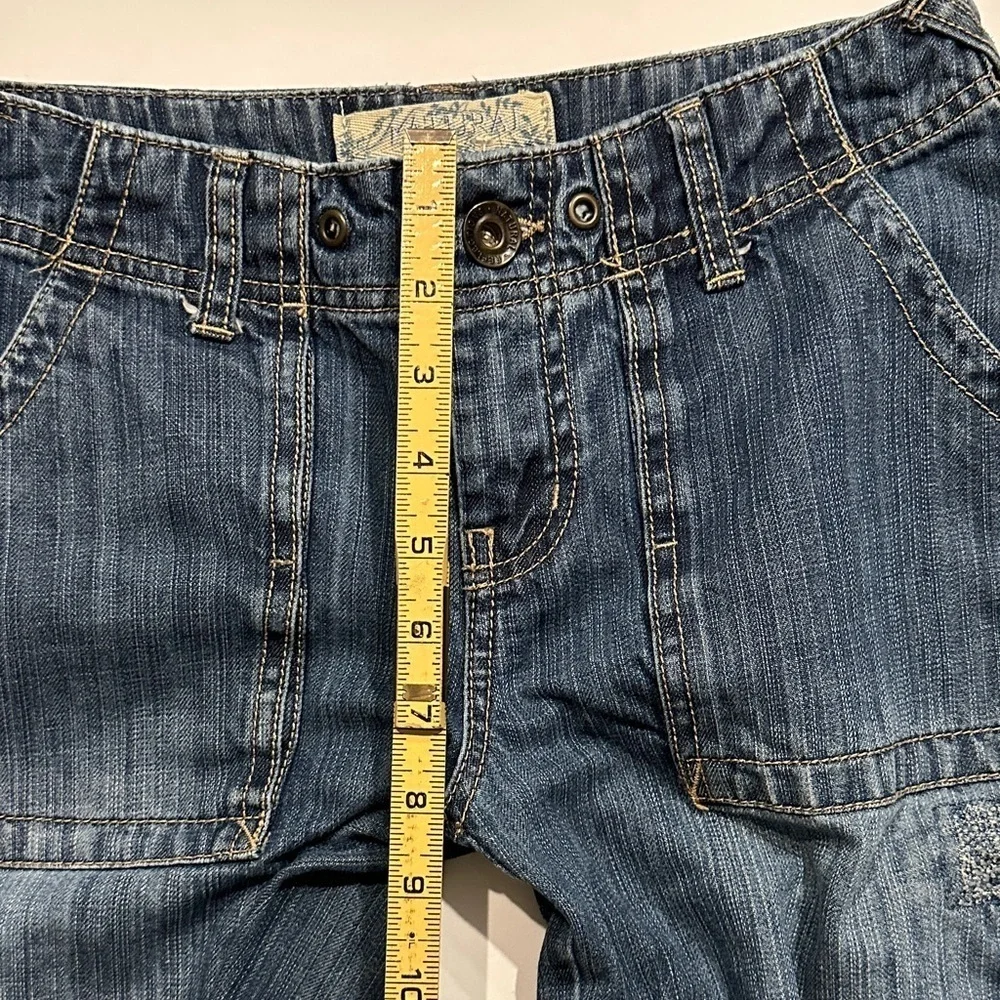 Natural Reflections distressed Blue Denim cargo Bermuda long Jean Shorts size 2